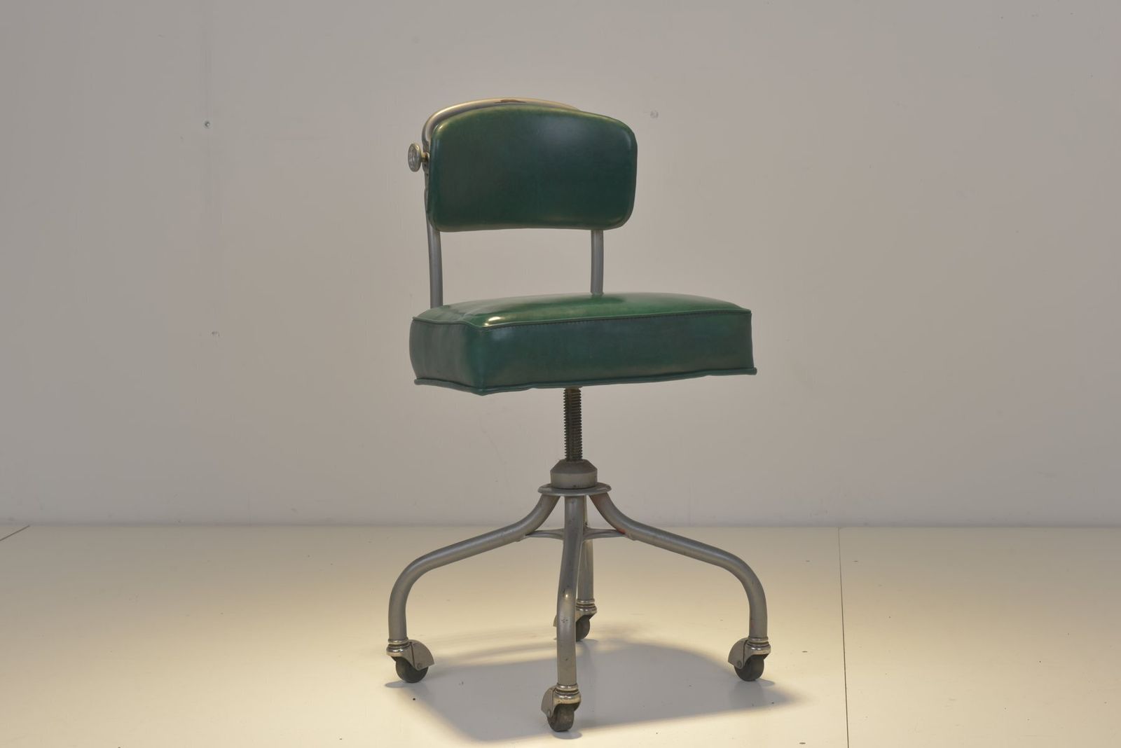 photo for sale American Office Chair With Steelcase, 1950