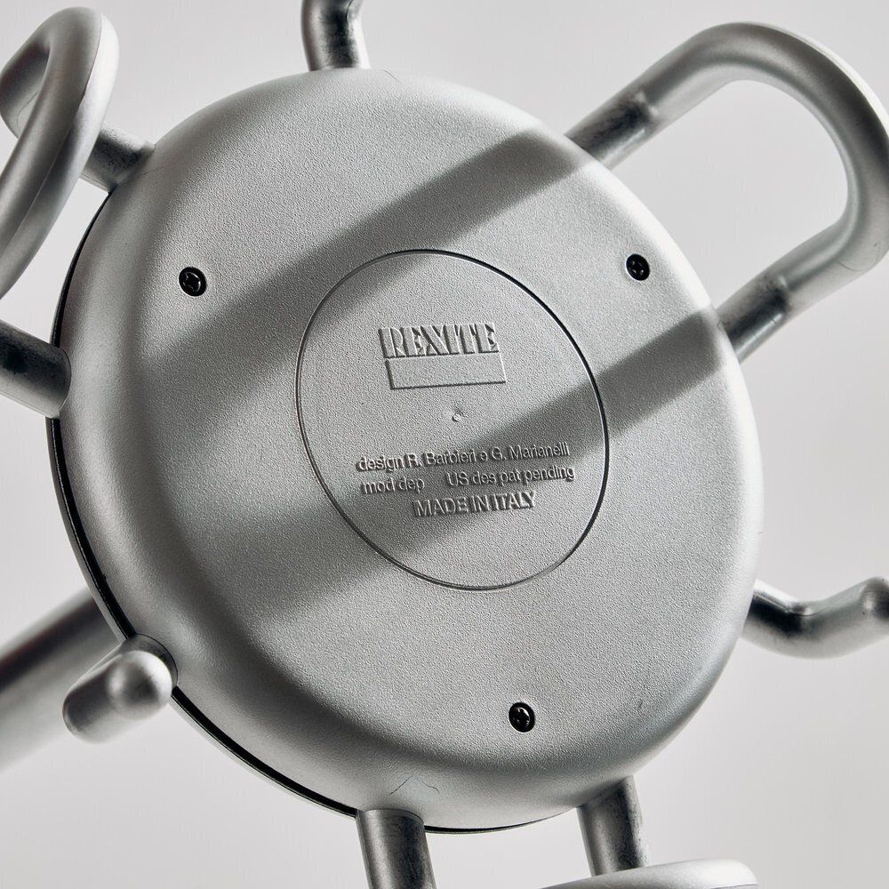 photo furniture Help Coat Stand By Giorgio Marianelli And Raul Barbieri For Rexite