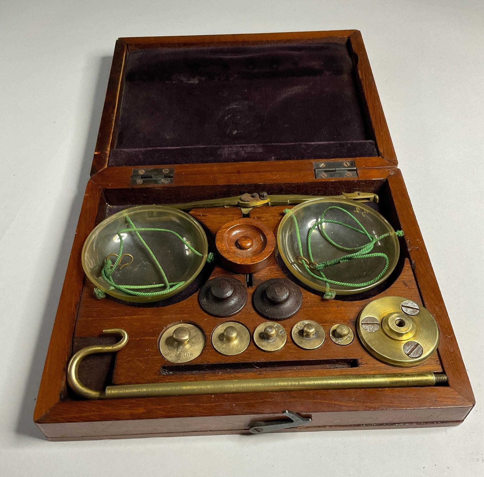 Antique Apothecary Balance, Cased, With Weights. photo vintage