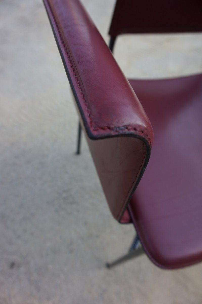photo vintage Armchairs In Bordeaux Red Leather By Ross Littell For Matteo Grassi, Steel, Italy, 1980s, Set Of 2