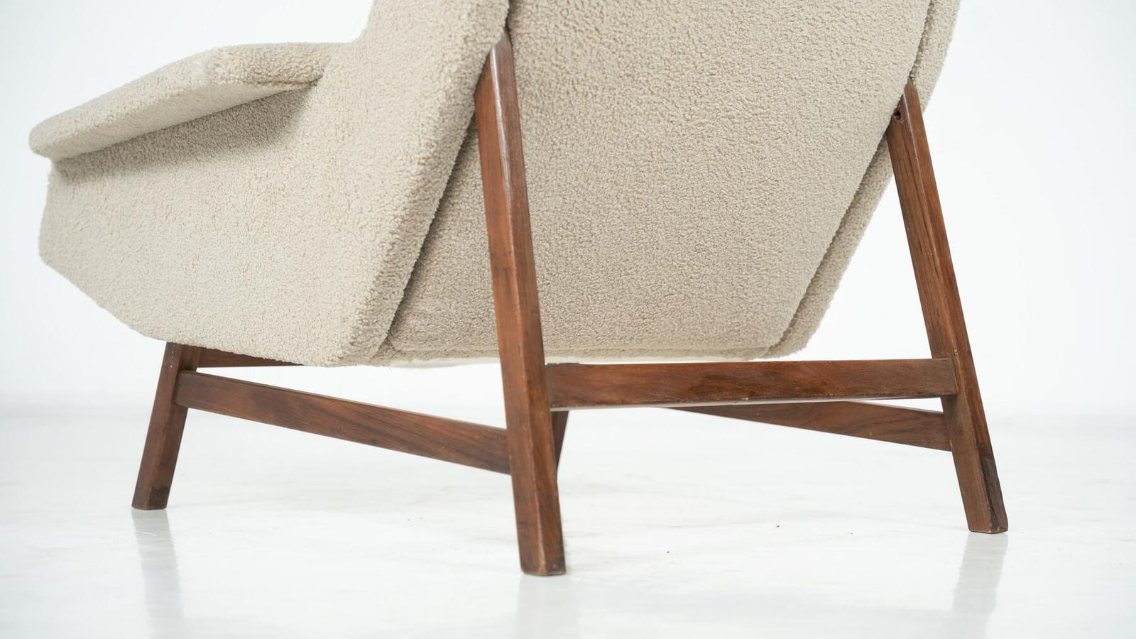Mid Century Modern Armchair 877 By Gianfranco Frattini For Cassina photo vinterior