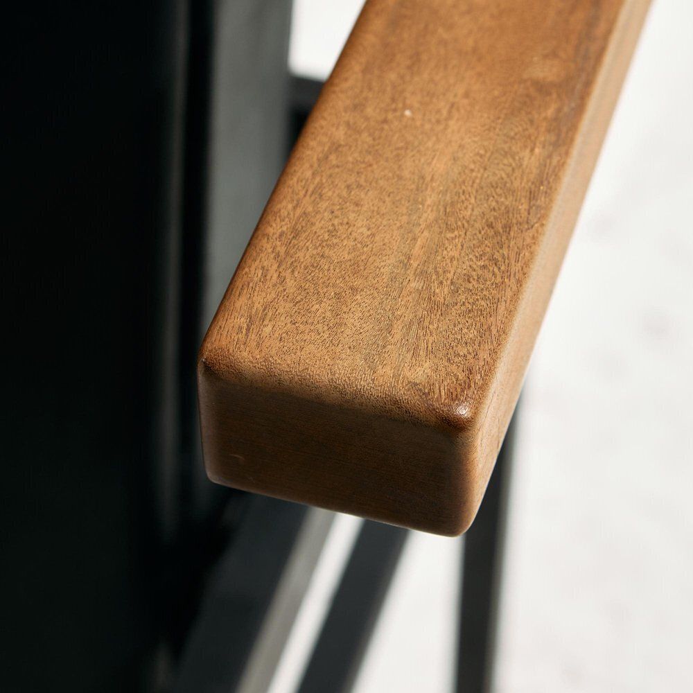240.0 Metal Frame Armchair photo