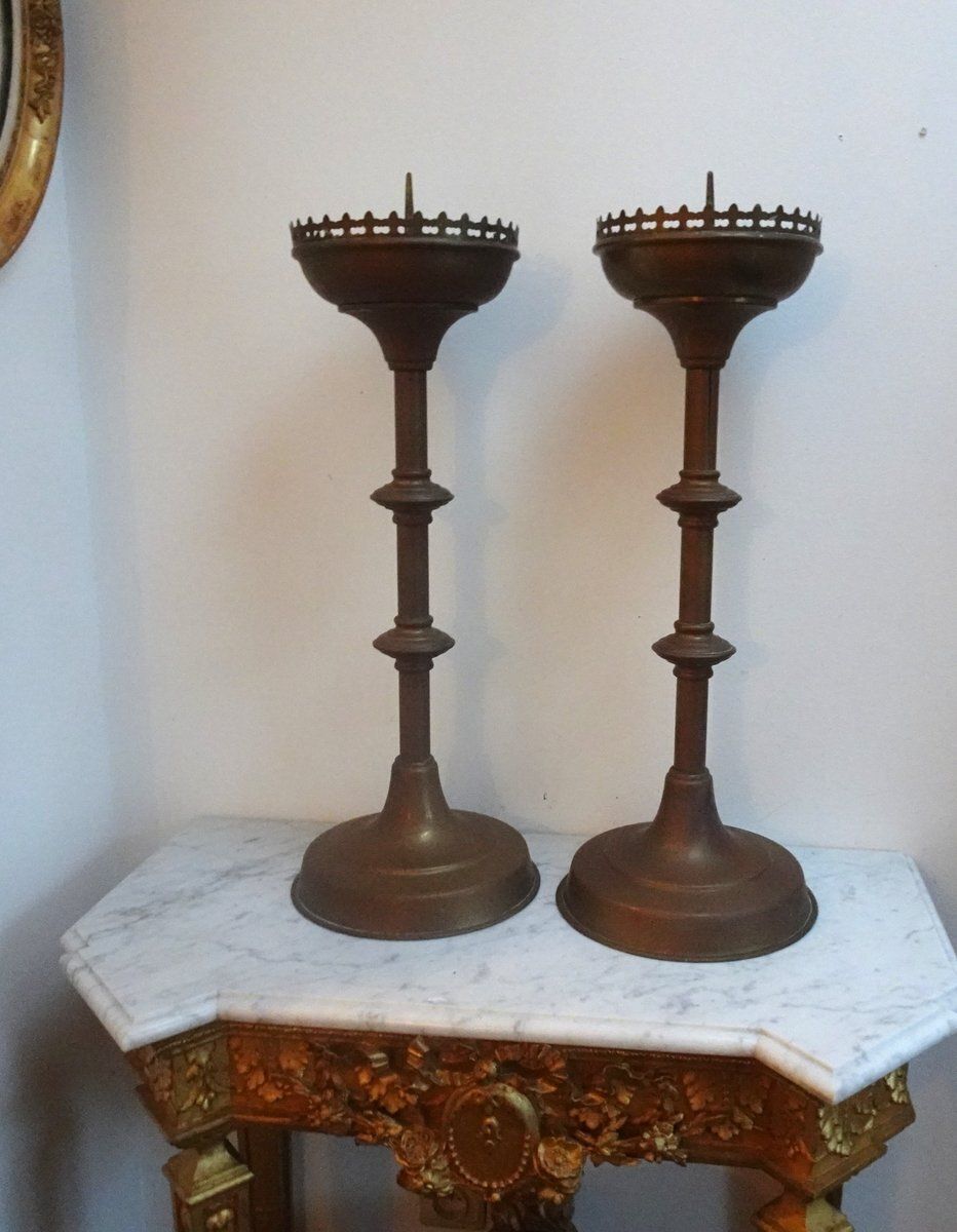 photo vinterior Antique Brass Gothic Church Altar Candlesticks, 1890s, Set Of 2
