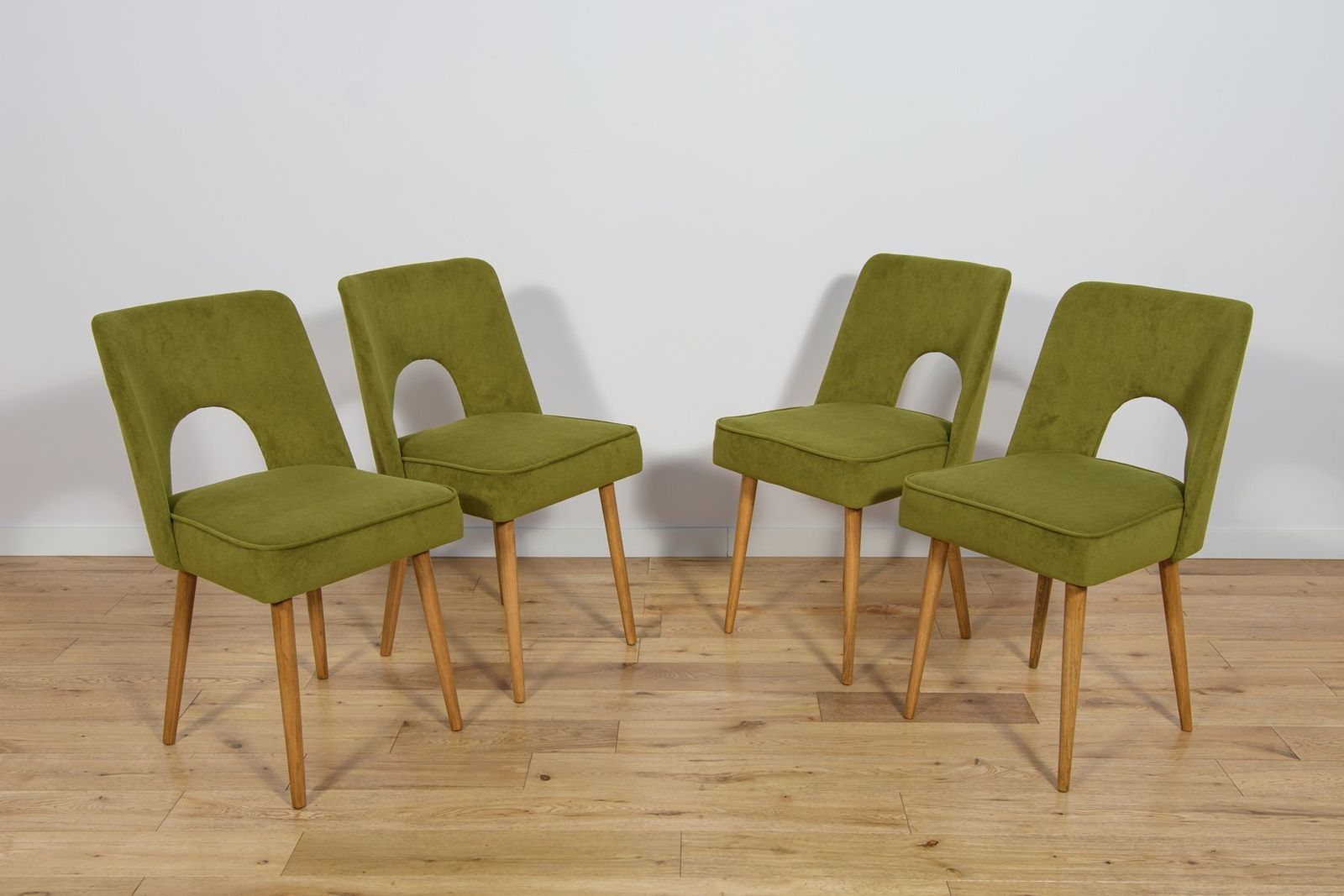 Shell Chairs From Bydgoszcz Furniture Factory, 1960s, Set Of 4 photo furniture