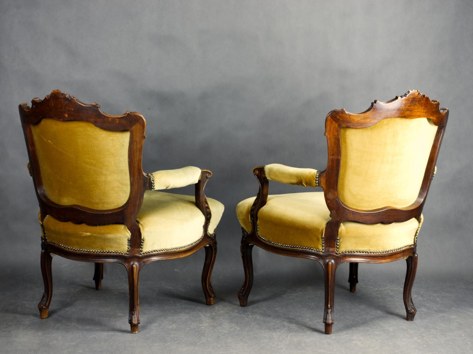 Pair Of French Louis XV Walnut Armchairs, 19th Century photo 1504.0