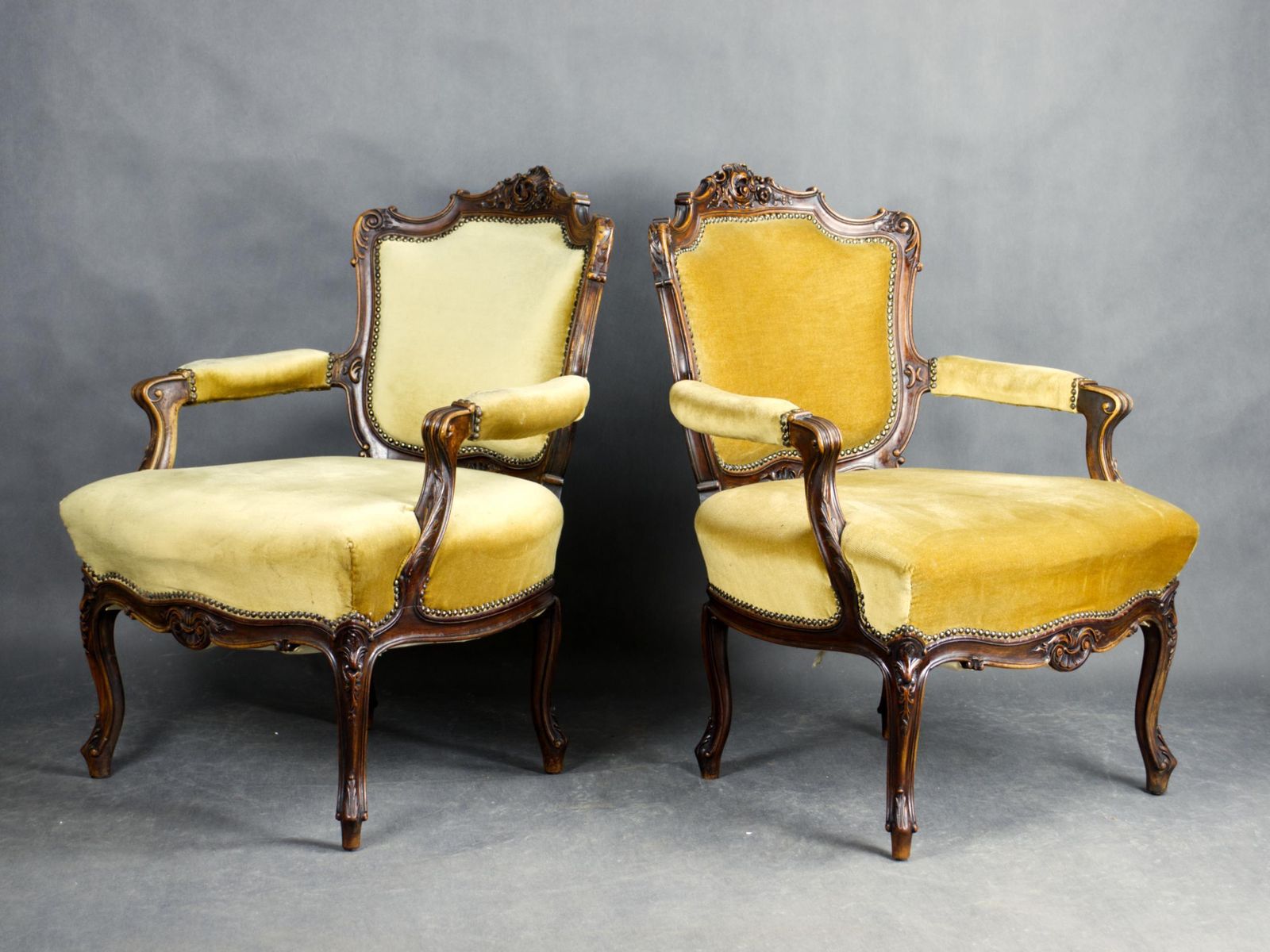 Pair Of French Louis XV Walnut Armchairs, 19th Century photo vintage