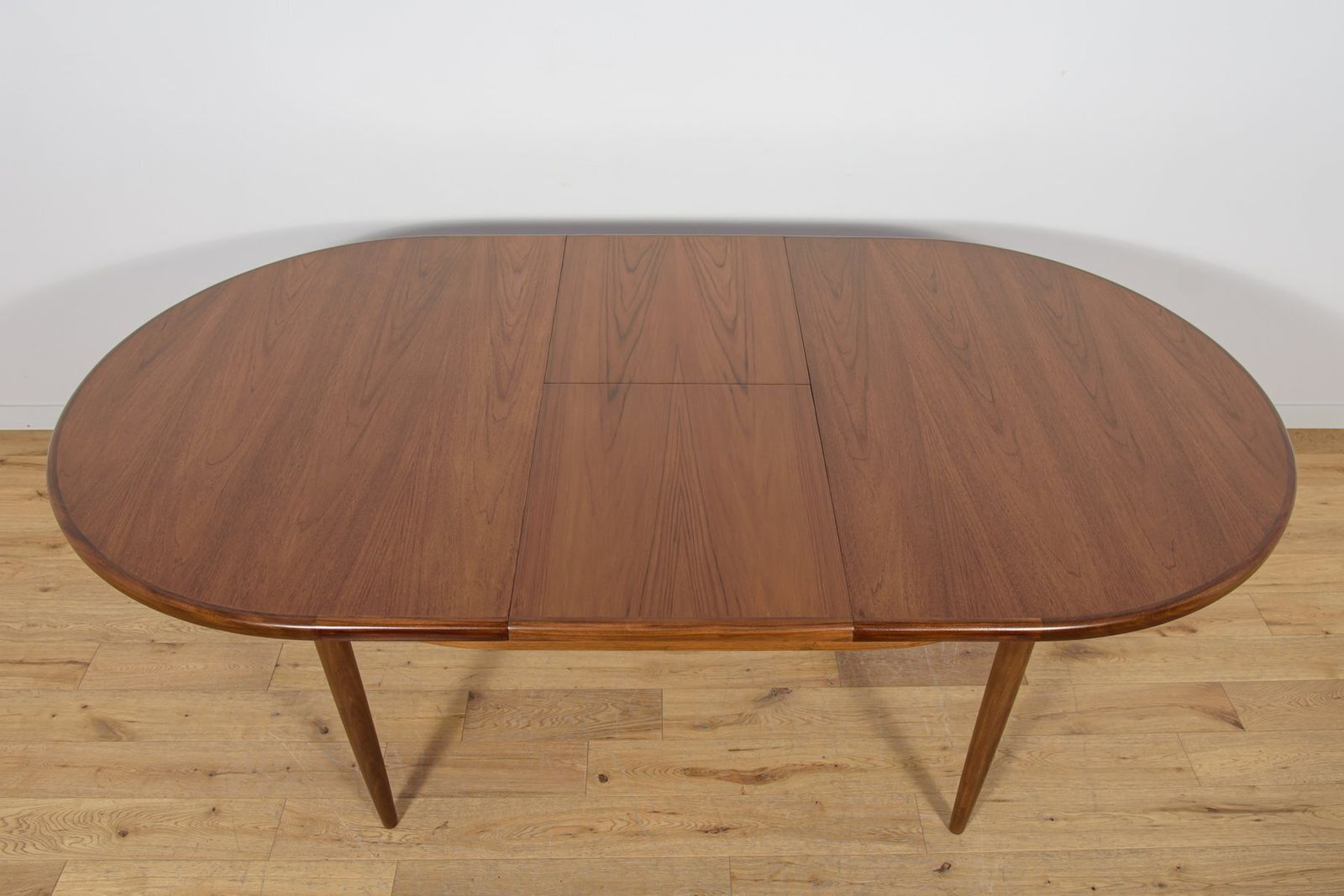 photo buy Mid Century Modern Oval Dining Table In Teak From G Plan, United Kngdom, 1960s