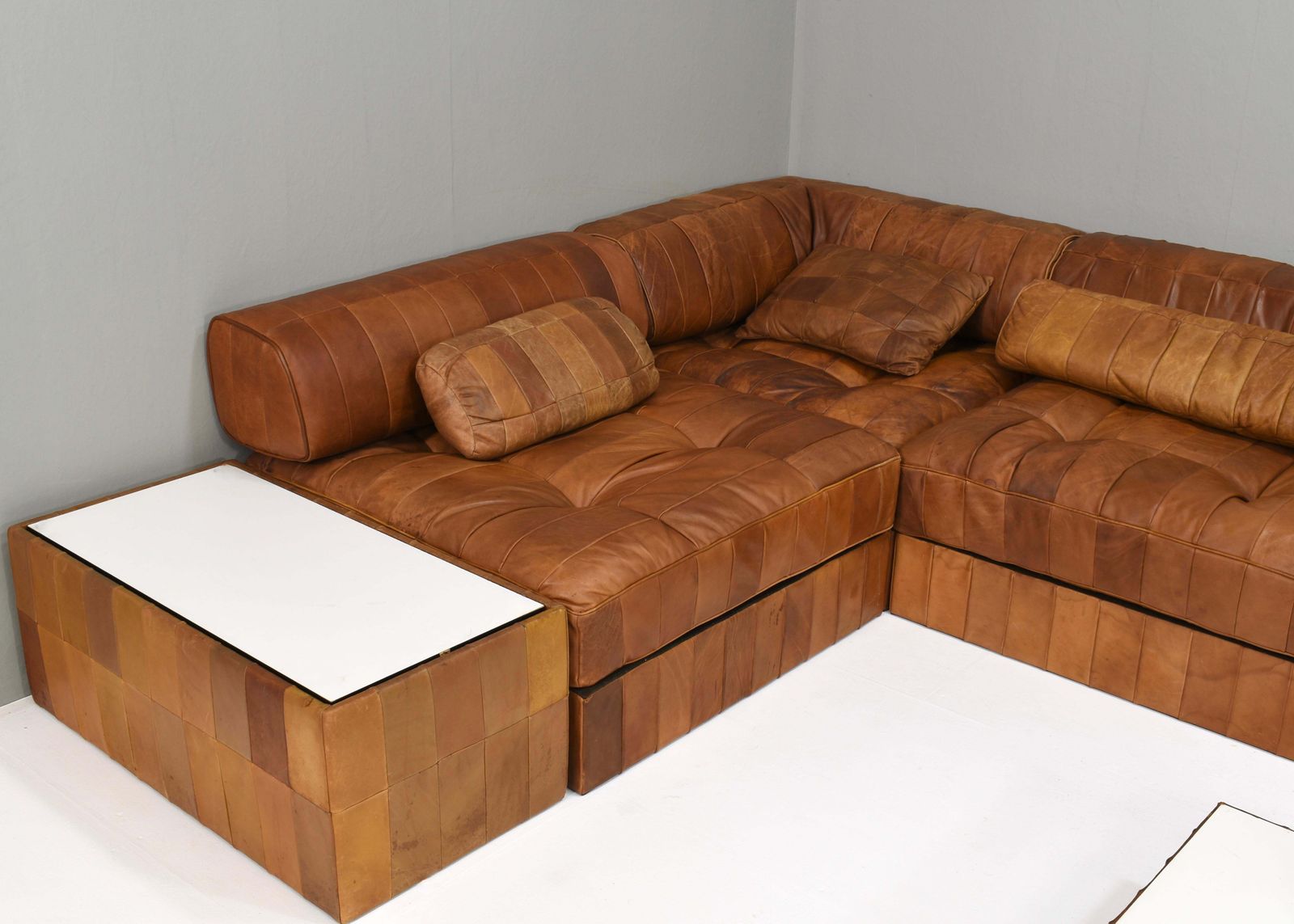 photo furniture De Sede Ds 88 Landscape Sectional Sofa In Cognac Tan Leather, Switzerland 1970's