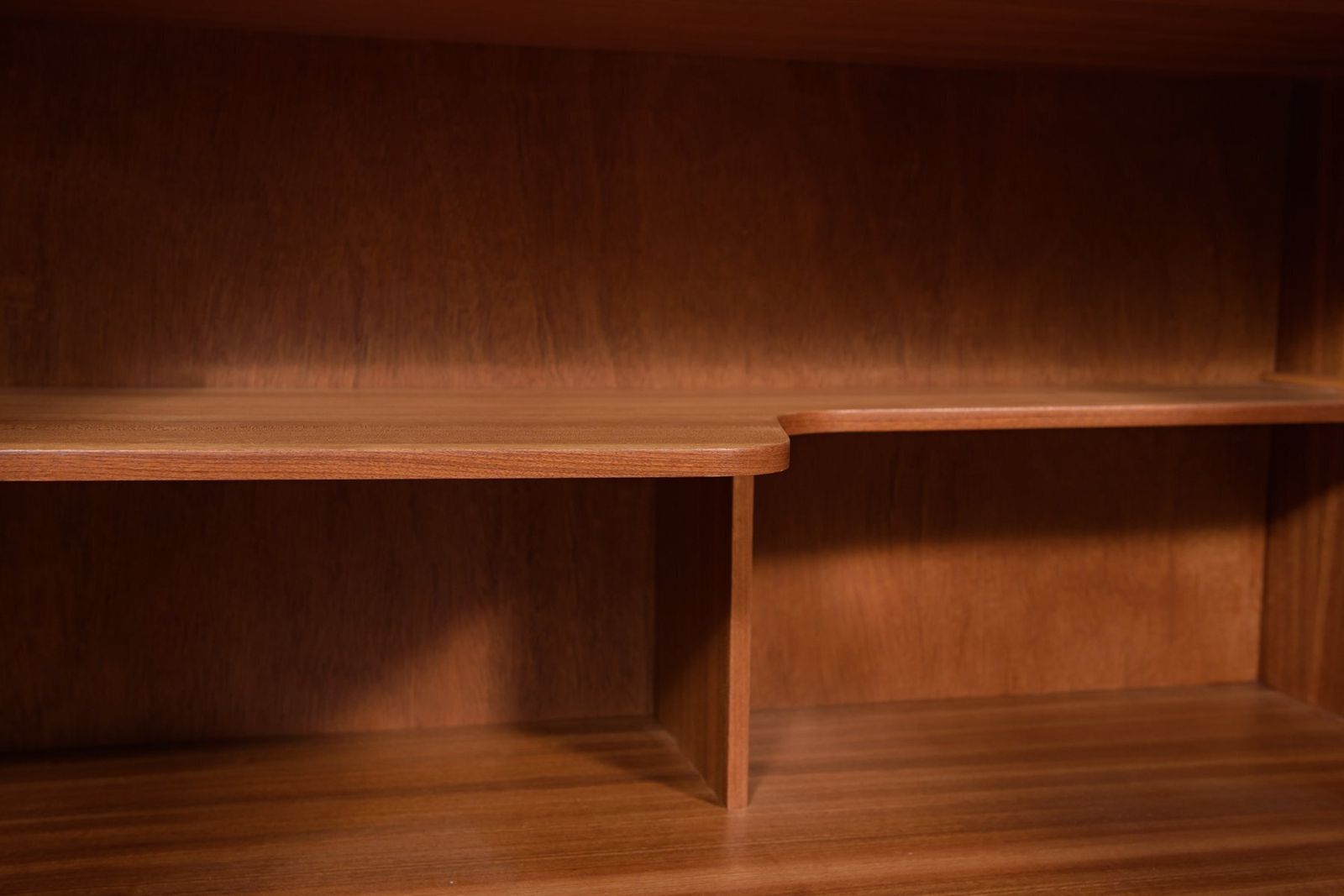photo vintage Mid Century Teak Sideboard By Tom Robertson For McIntosh, United Knigdom, 1960s