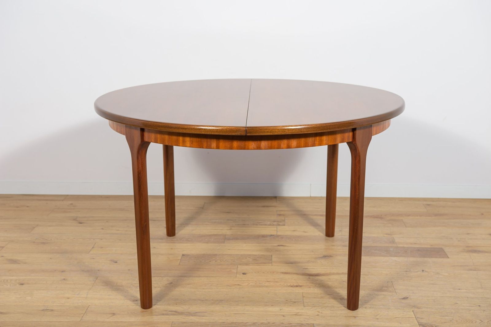 Mid Century Round Extendable Dining Table From McIntosh, United Knigdom, 1960s photo furniture