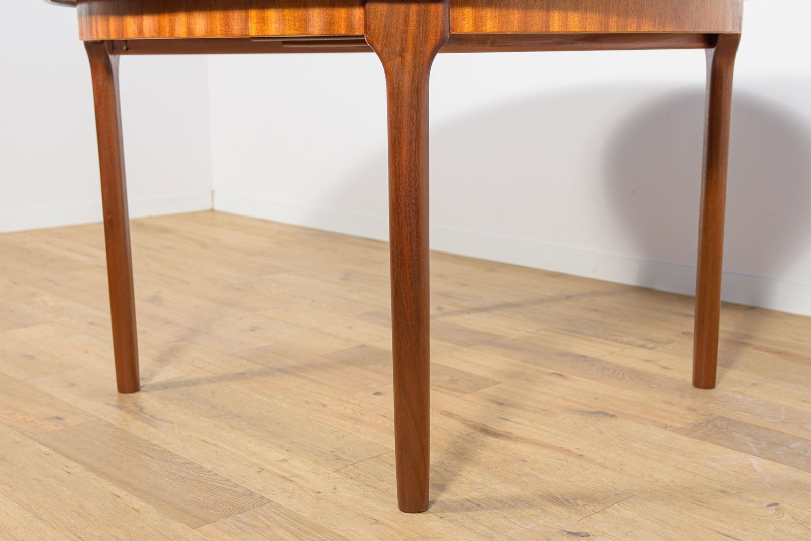 photo buy Mid Century Round Extendable Dining Table From McIntosh, United Knigdom, 1960s