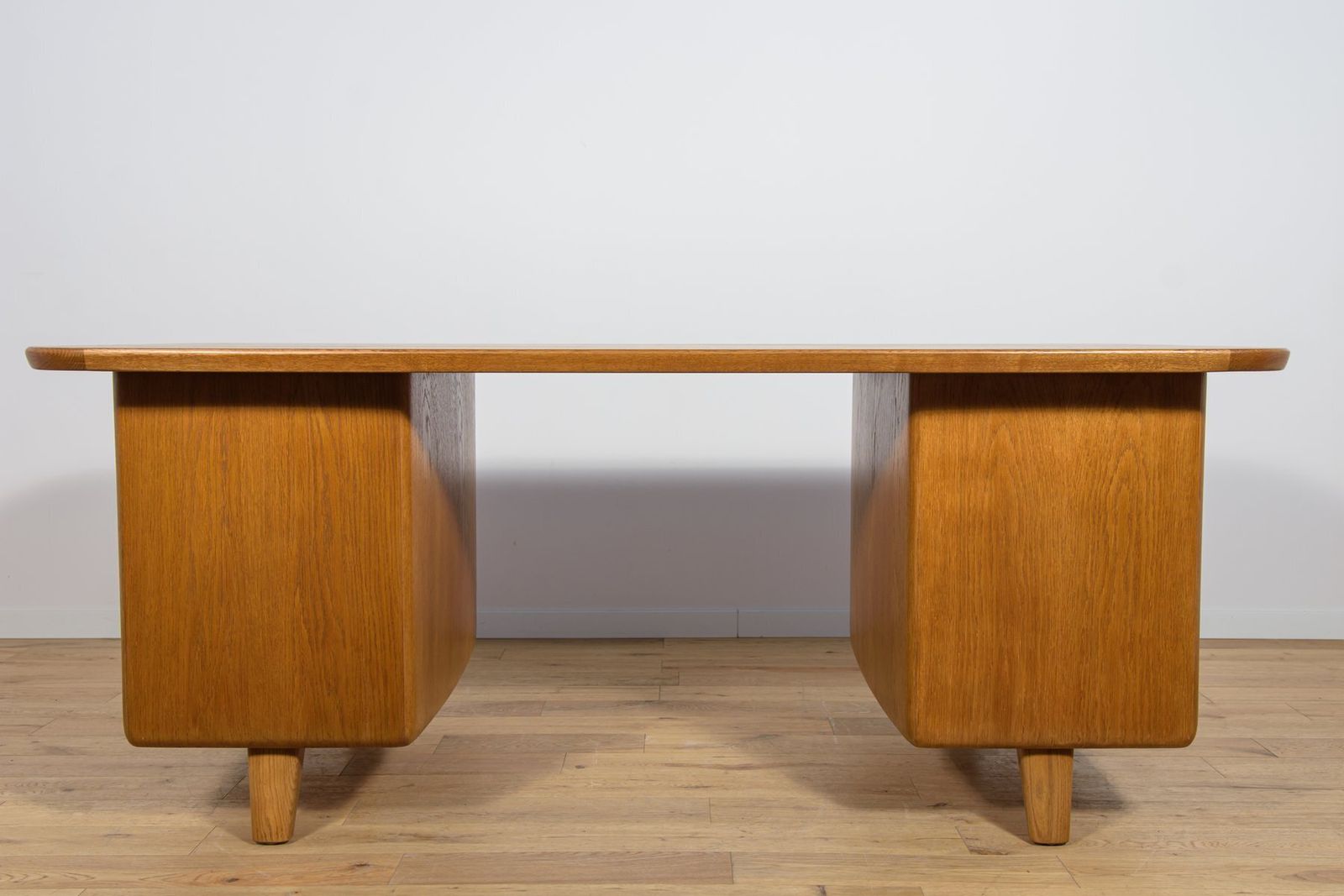 Art Deco Oak Freestanding Desk By Gunnar Ericsson For Facit Ab Buromöbel Zurich, Switzerland, 1950s photo buy