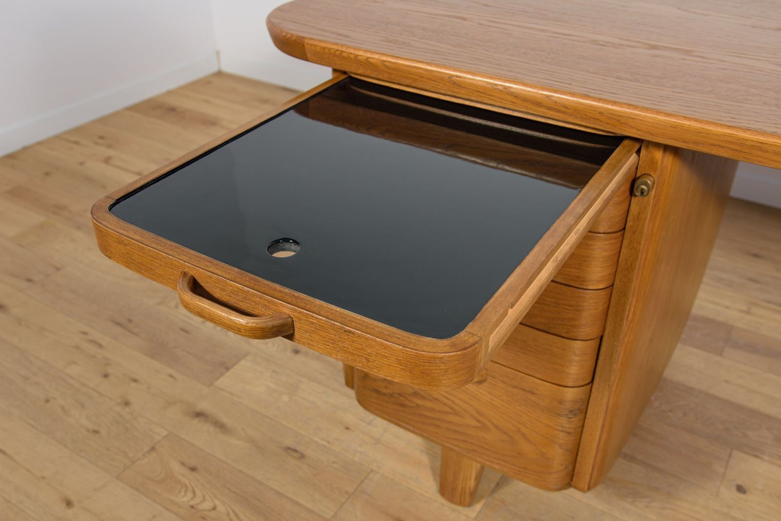 photo buy Art Deco Oak Freestanding Desk By Gunnar Ericsson For Facit Ab Buromöbel Zurich, Switzerland, 1950s