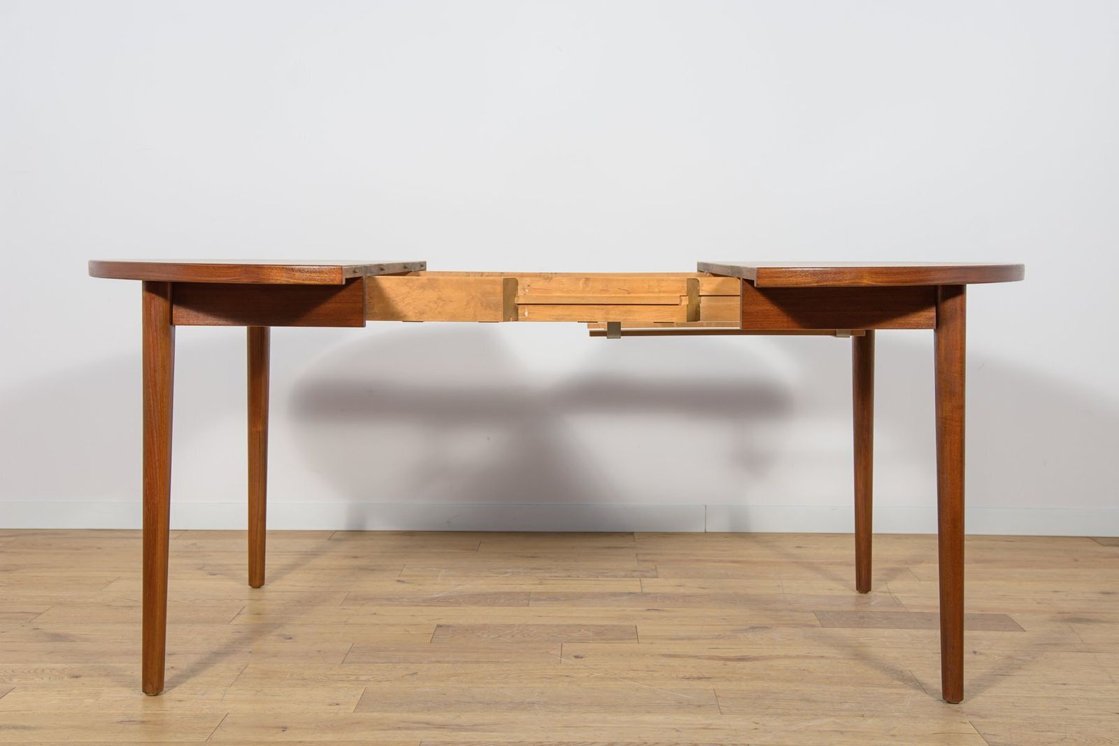 Furniture Mid Century Round Teak Dining Table By Nils Jonsson For Hugo Troeds, Sweden, 1960s photo