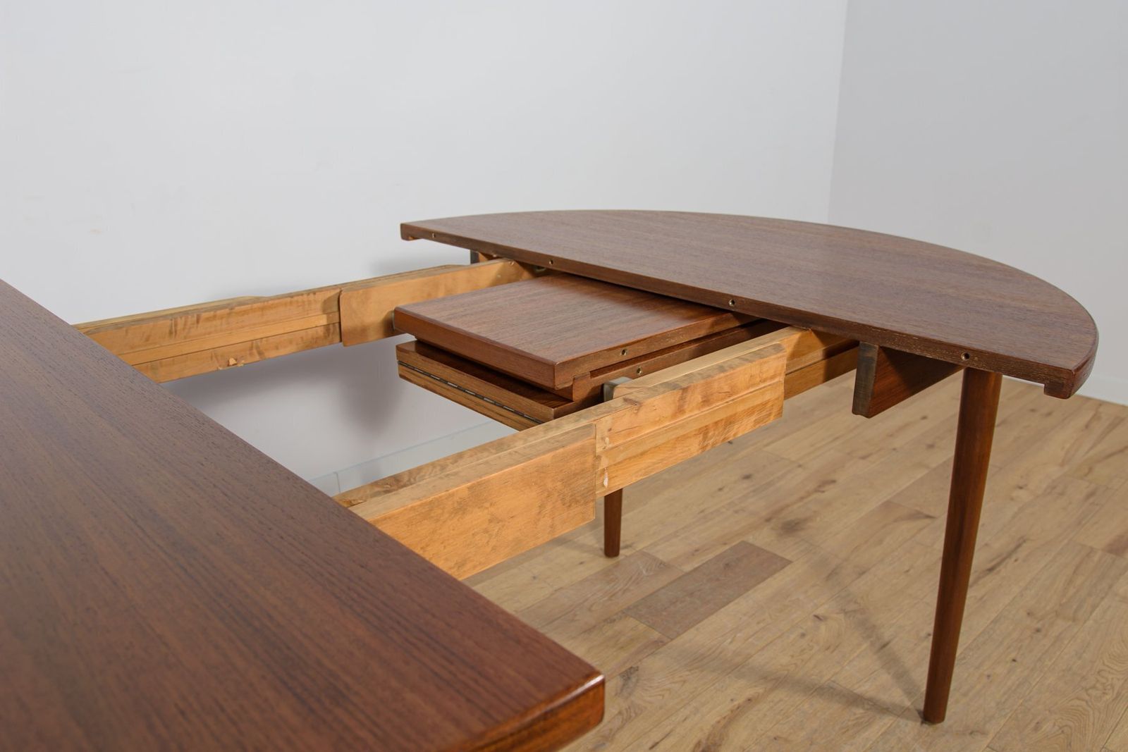 2889.0 Mid Century Round Teak Dining Table By Nils Jonsson For Hugo Troeds, Sweden, 1960s photo