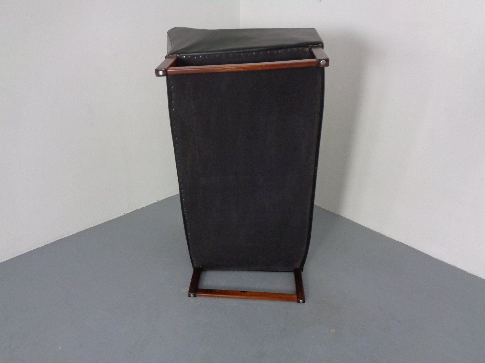 photo furniture Mid Century Rosewood & Leather 2 Seater Sofa By Rudolf Glatzel For Kill International, 1960s