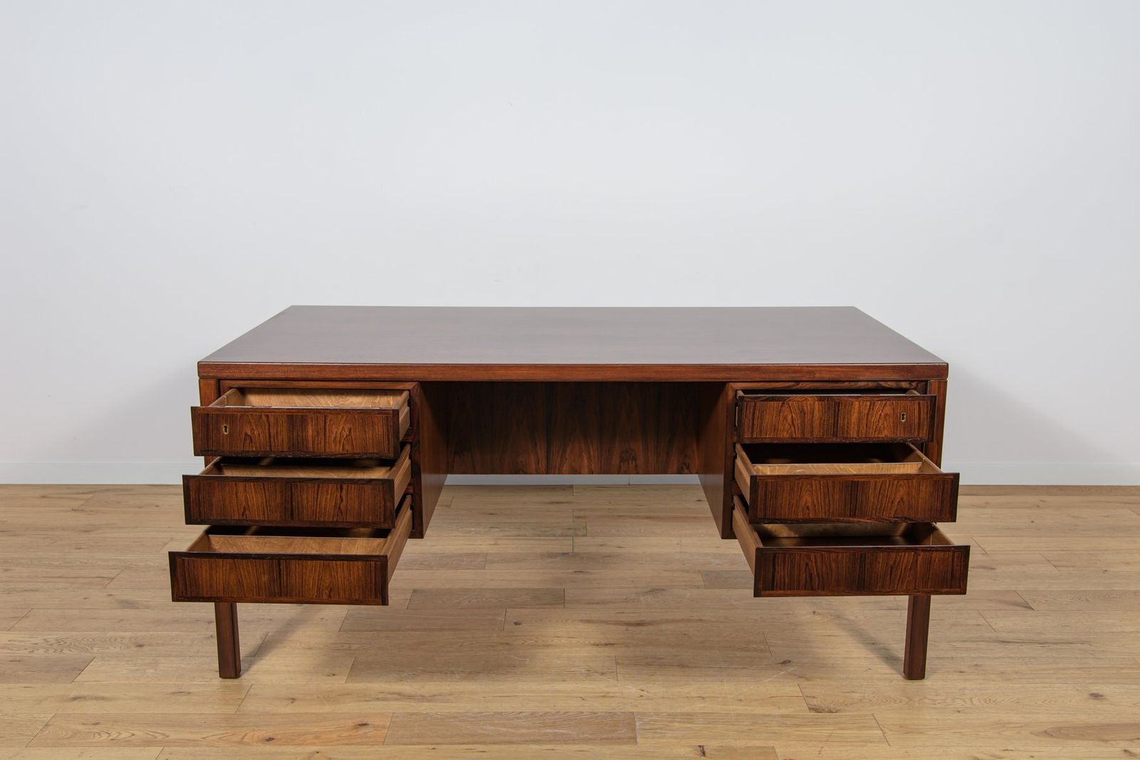 photo buy Mid Century Modern Model 77 Freestanding Desk In Teak From Omann Jun, 1960s