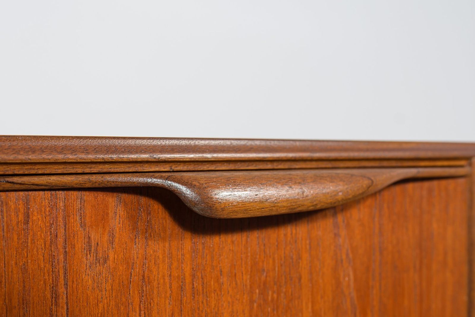 1626.0 Mid Century Teak Bookshelf From McIntosh, 1960s photo