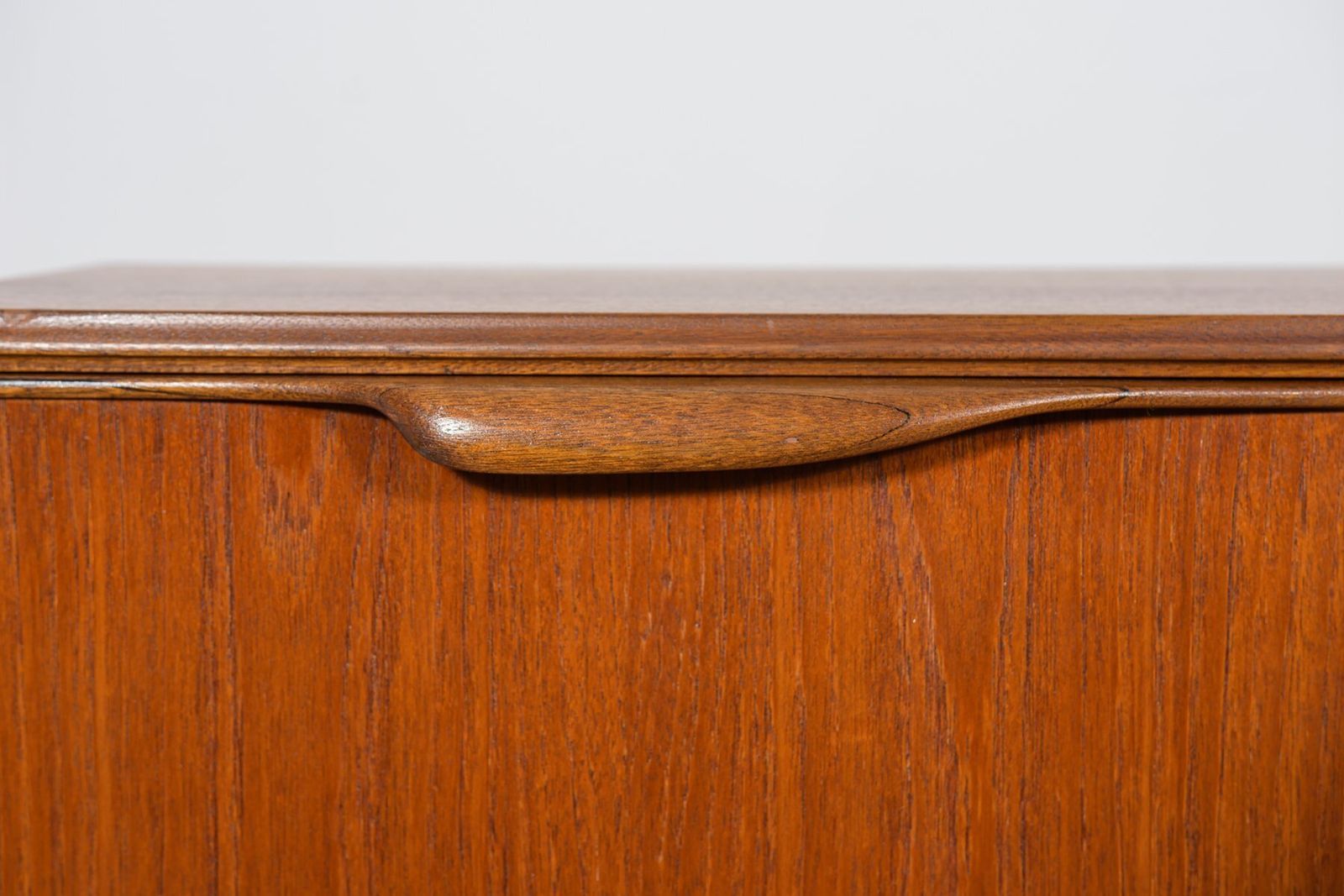 photo vinterior Mid Century Teak Bookshelf From McIntosh, 1960s