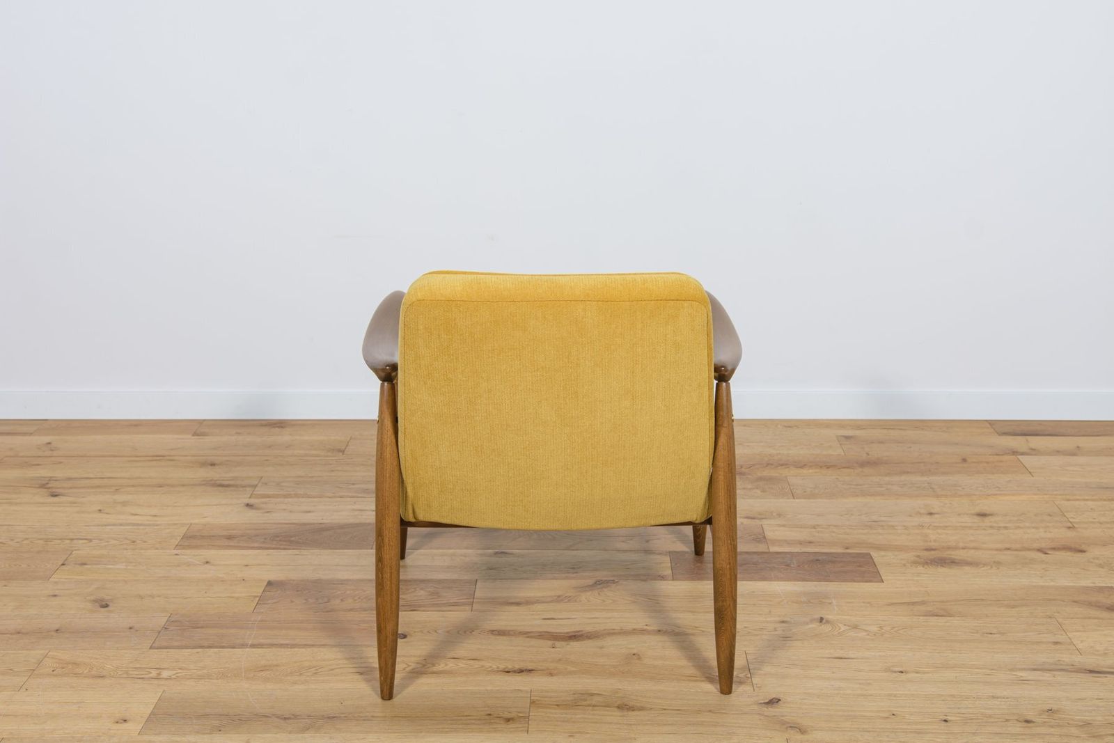 photo buy Gfm 87 Armchairs By Juliusz Kedziorek For Gościcińskie Furniture, 1960s, Set Of 2