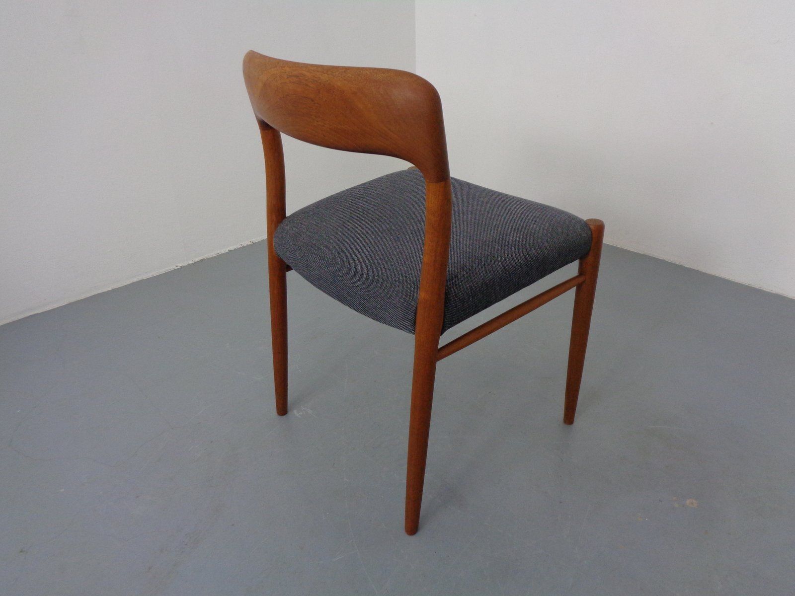 Danish Model 75 Chair In Oak By Niels Otto Møller For J.L. Møllers, 1960s photo vintage