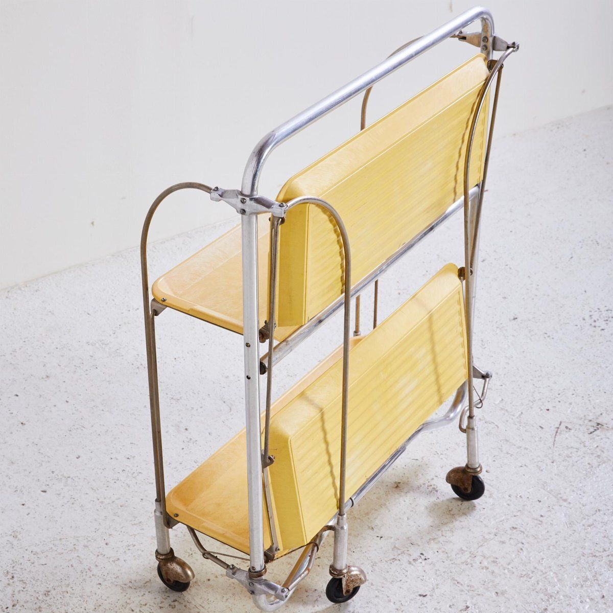 Yellow Tea Trolley photo 124.0