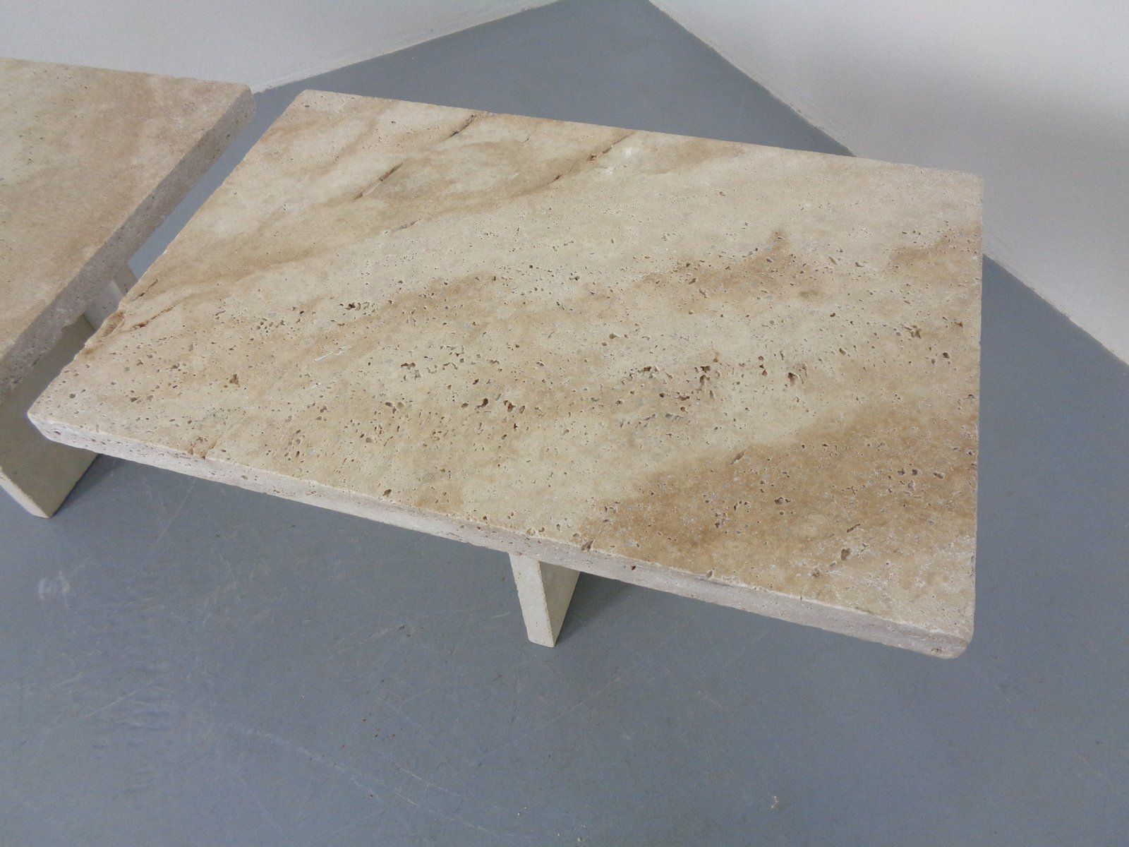 photo vintage Italian Travertine Coffee Tables, 1970s, Set Of 2