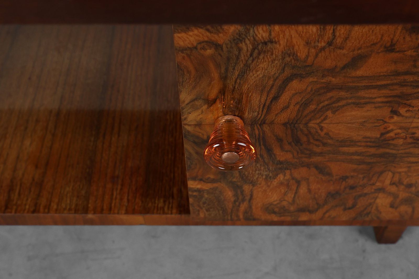 photo vinterior Vintage Art Deco Belgian Cabinet In Burl Veneer With Marble And Glass, 1930