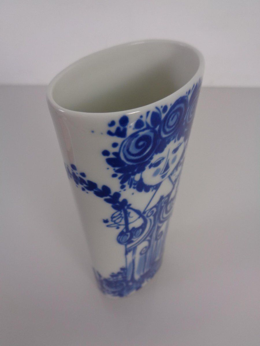 Porcelain Vase By Bjørn Wiinblad For Rosenthal, 1960s photo buy