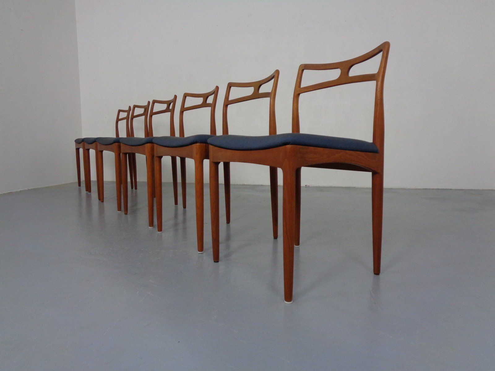 photo vintage Model 94 Teak & Kvadrat Hallingdal Dining Chairs By Johannes Andersen For Christian Linneberg, Denmark, 1960s, Set Of 6