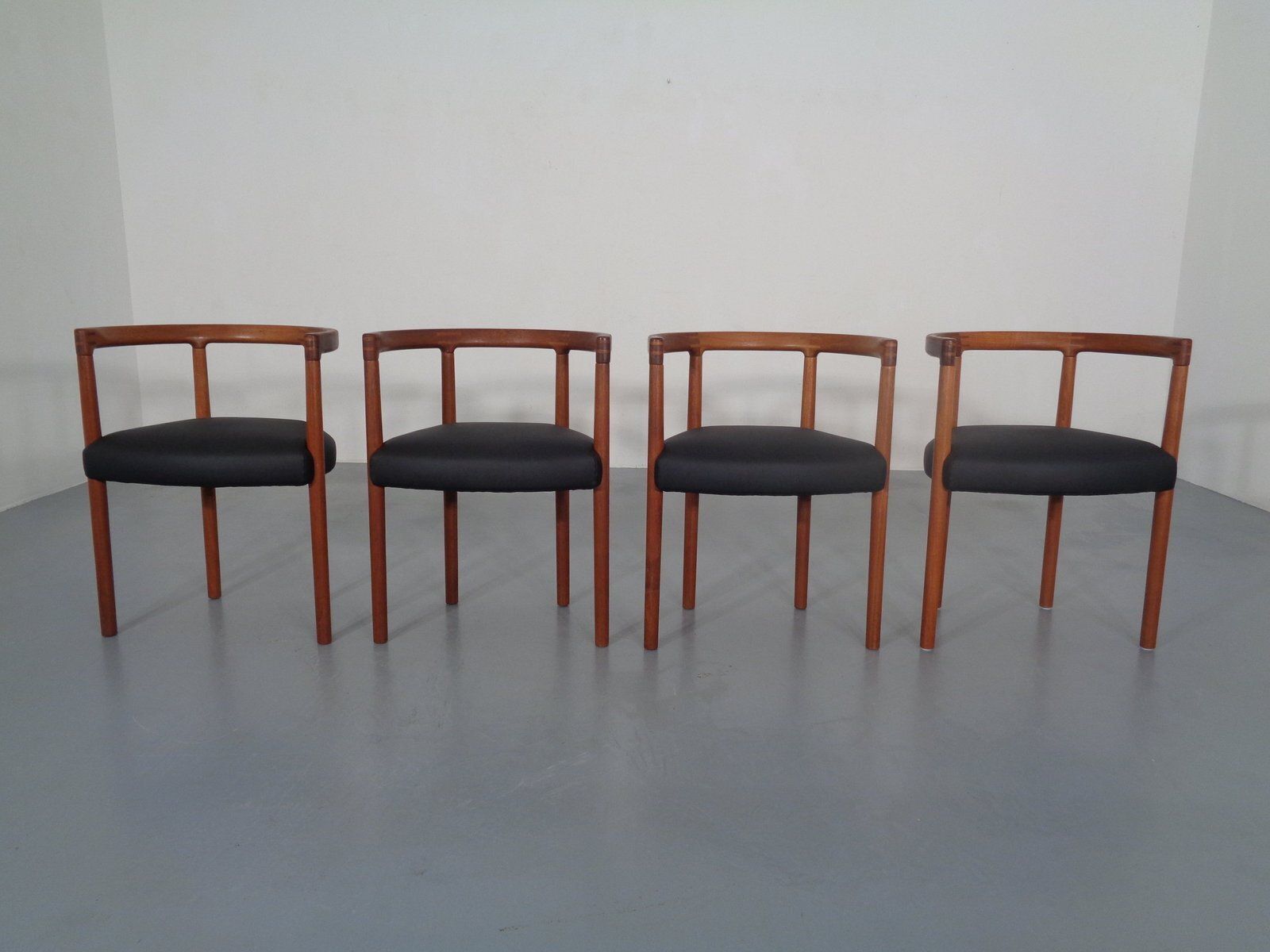 Teak & Leather Model 195 Dining Chairs By Ole Gjerløv Knudsen & Torben Lind For France & Søn, Denmark, 1960s, Set Of 4 photo furniture
