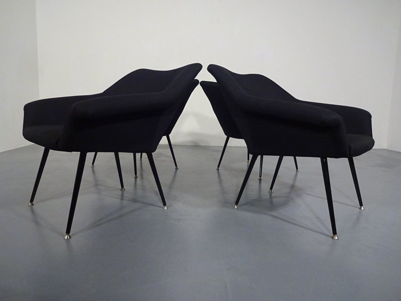 737.0 Mid Century Club Chair, Italy, 1960s photo