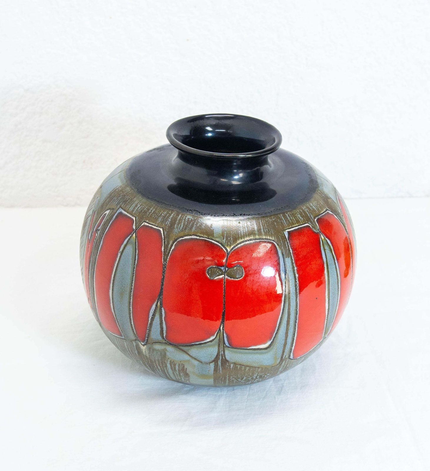 German Grey Red & Dark Blue Ceramic Vase Leaves Motifs Midcentury photo 310.0