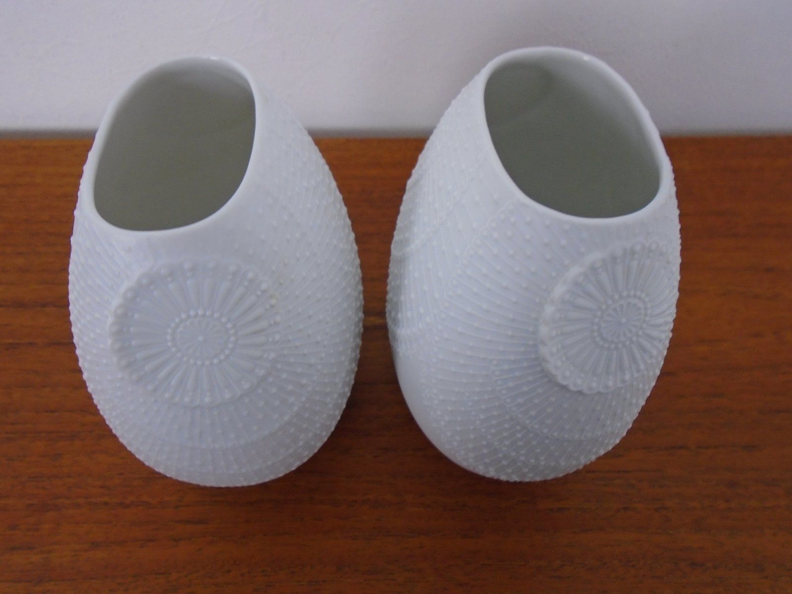 photo furniture Mid Century Op Art Vases By M.Frey For Kaiser, Germany, 1960s, Set Of 2