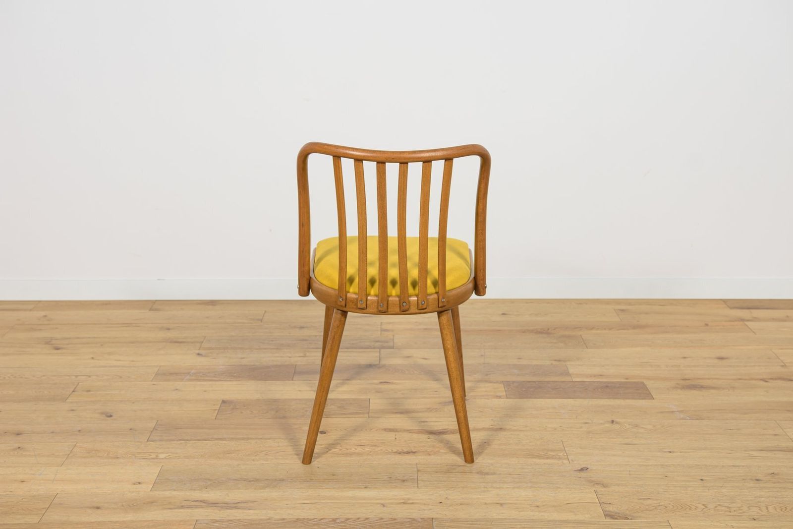 Furniture Dining Chairs By Antonín šuman For Ton, 1960s, Set Of 4 photo