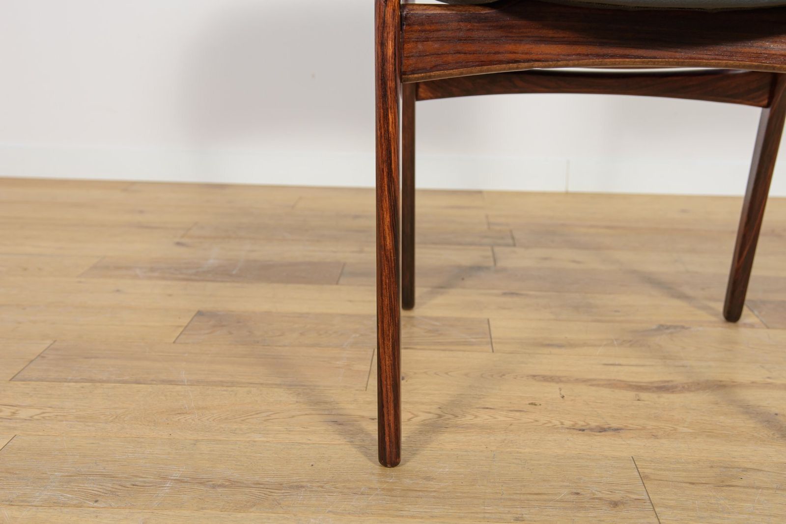 photo vintage Model 49 Rosewood Dining Chairs By Erik Buch For Oddense Maskinsnedkeri, 1960s, Set Of 4