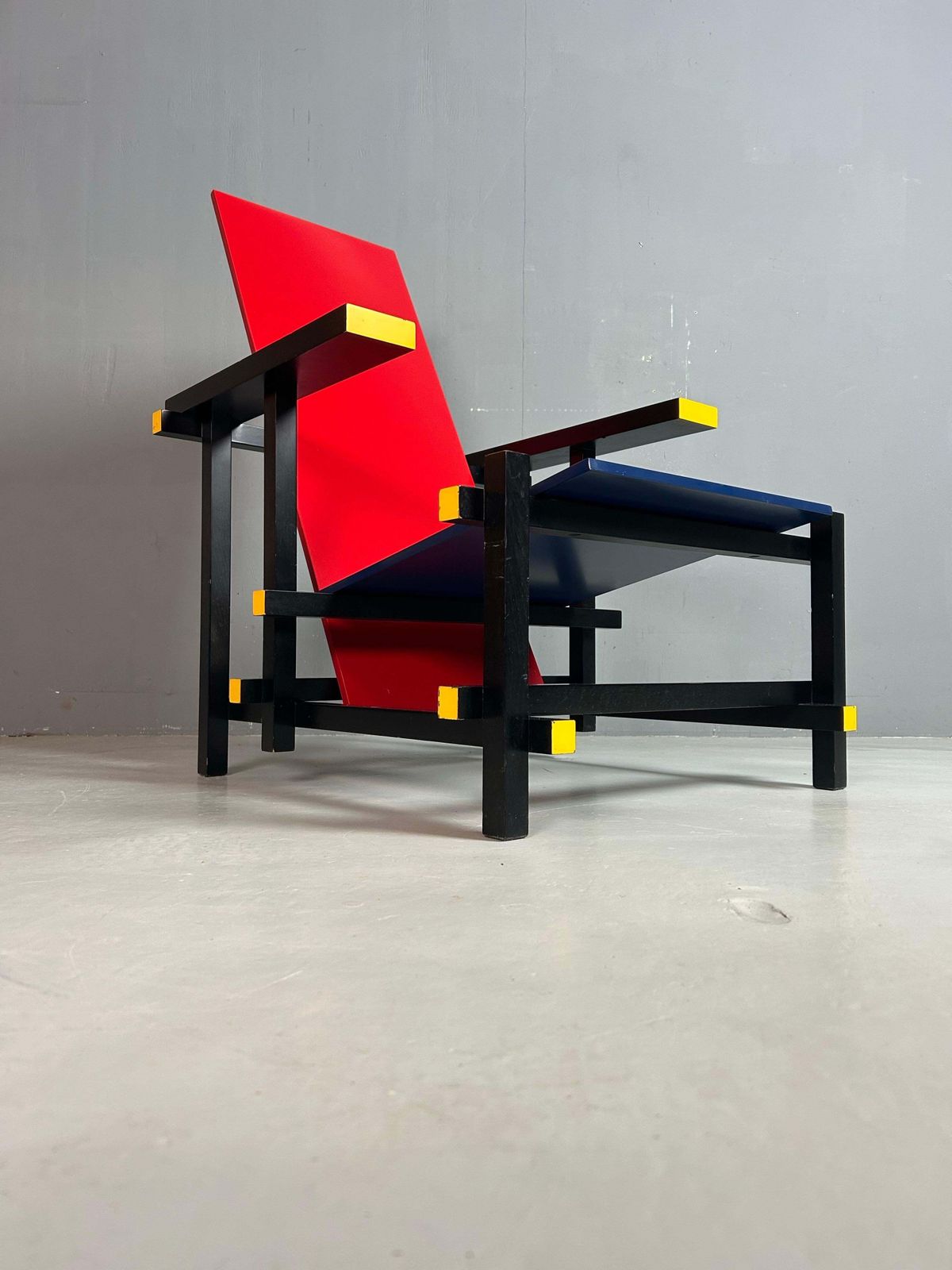Gerrit Rietveld Red And Blue Chair By Cassina photo for sale