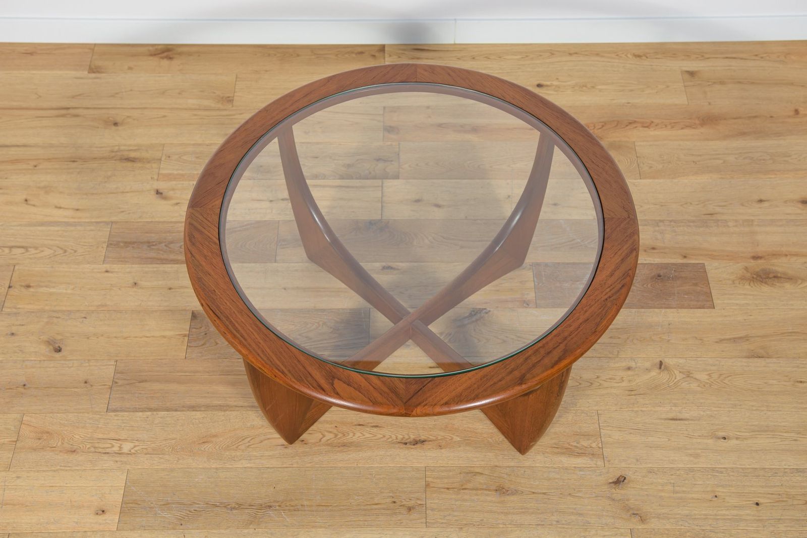 Round Astro Coffee Table In Teak By Victor Wilkins For G Plan, United Knigdom, 1960s photo vintage