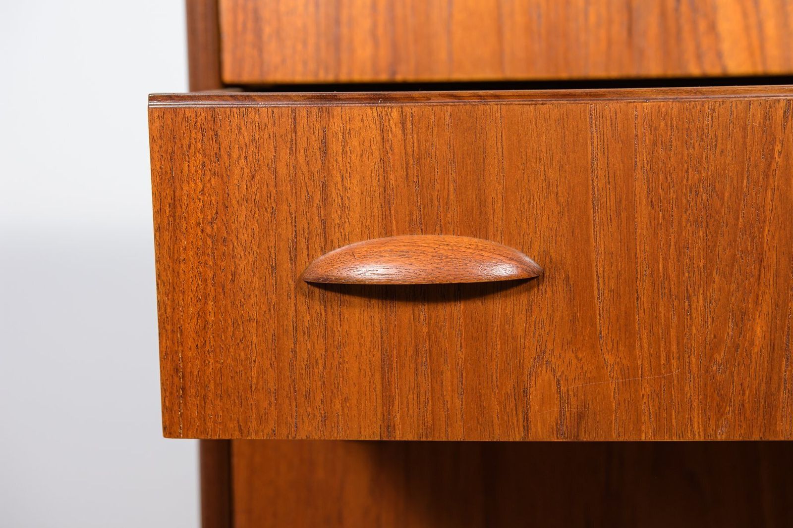 photo vintage Mid Century Teak Dresser, 1960s