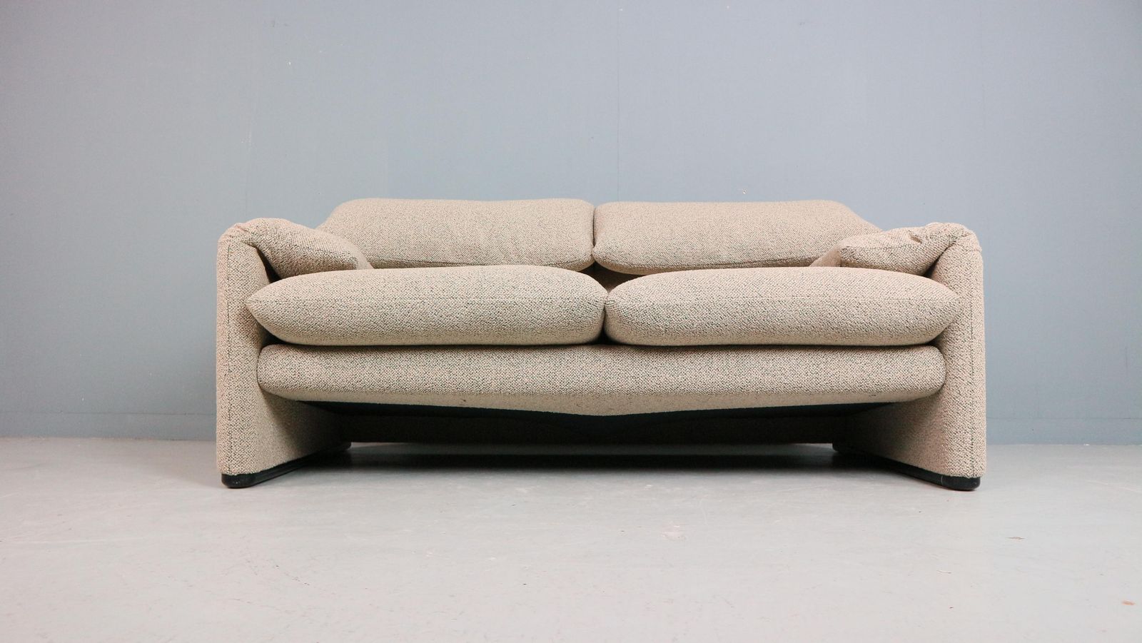 Vico Magistretti "Maralunga" 2 Seater Re Upholstered Sofa For Cassina photo for sale