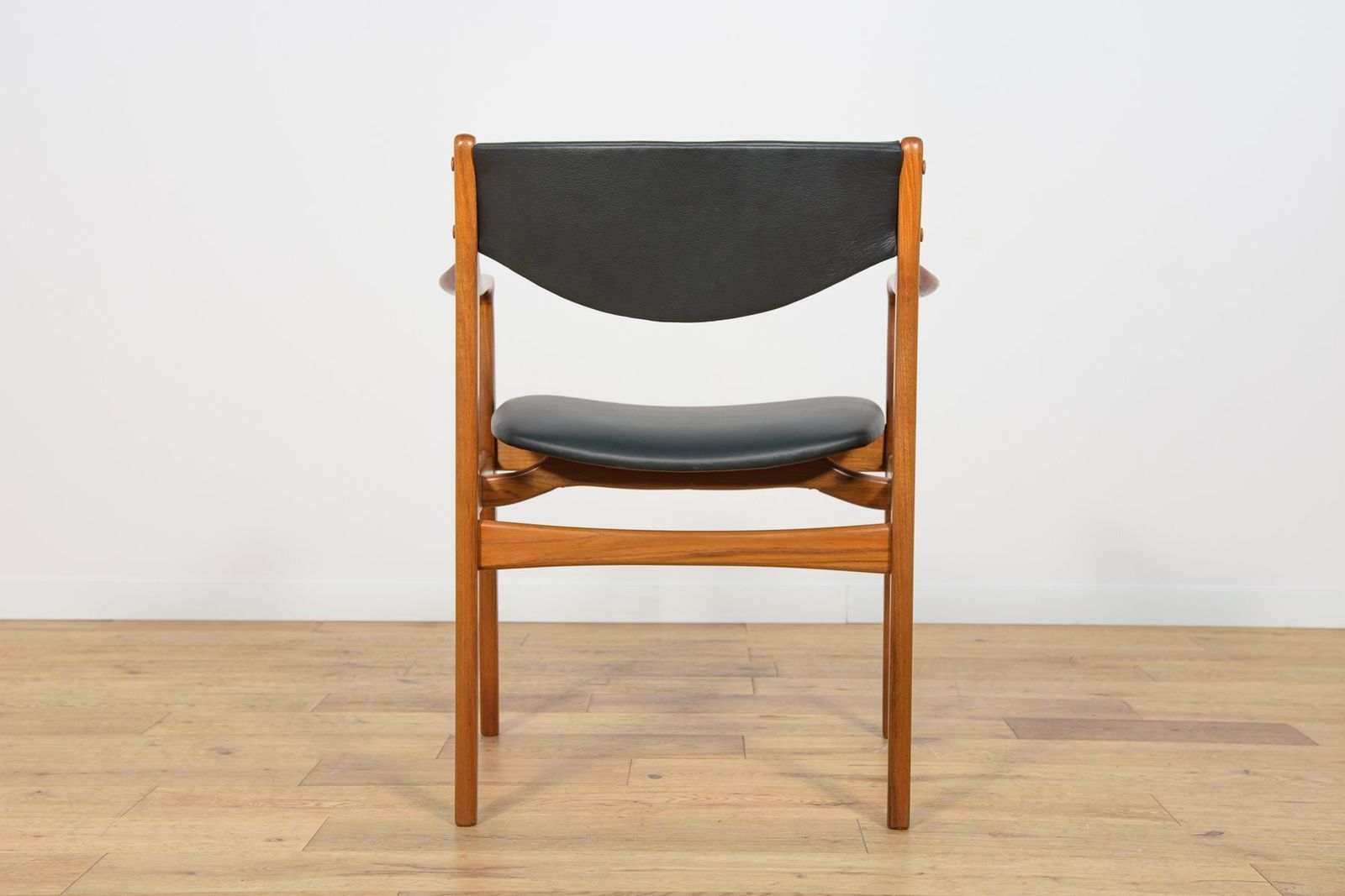 Mid Century Teak & Leather Armchair, Denmark, 1960s photo vinterior
