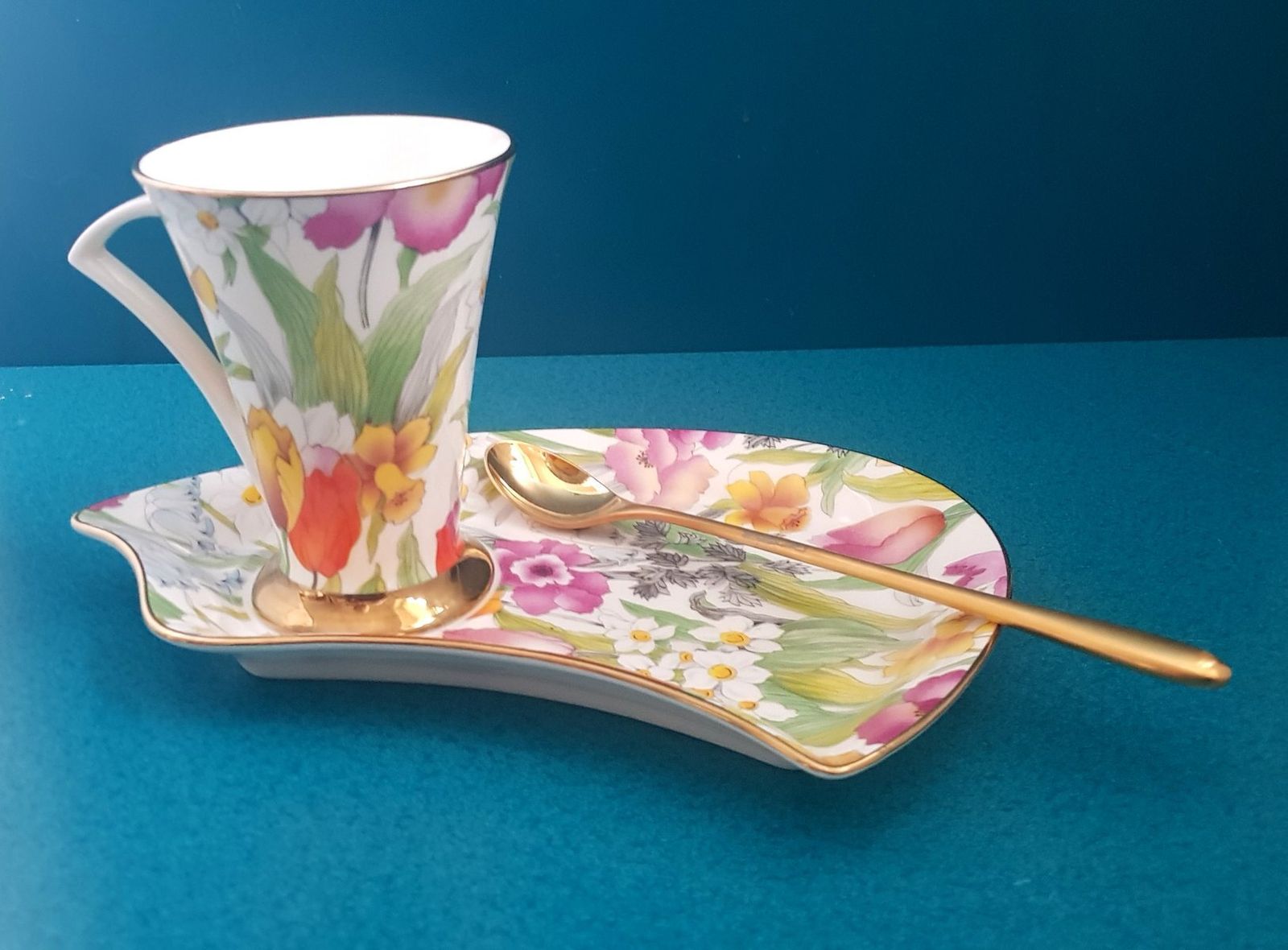 Summertime Coffee And Cake Cup And Plate In Porcelain, Set Of 3 photo furniture