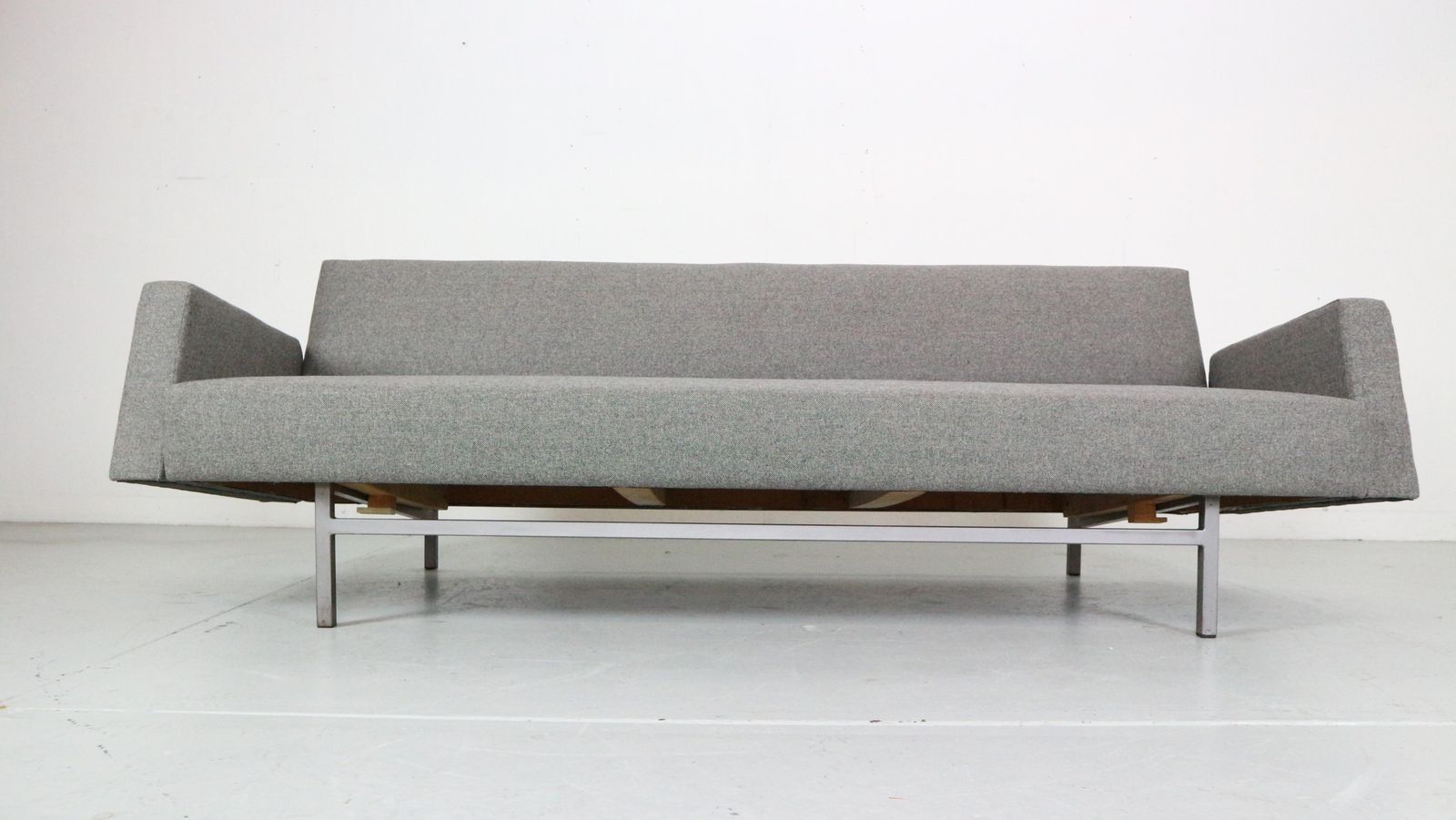Rob Parry Newly Reupholstery Sofa/ Daybed For Gelderland, 1960 Dutch photo Furniture