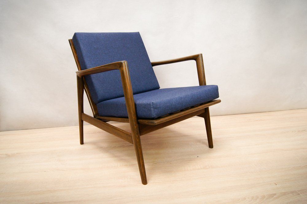 Model 300 139 Armchair From Swarzedzka Furniture Factory, 1960s