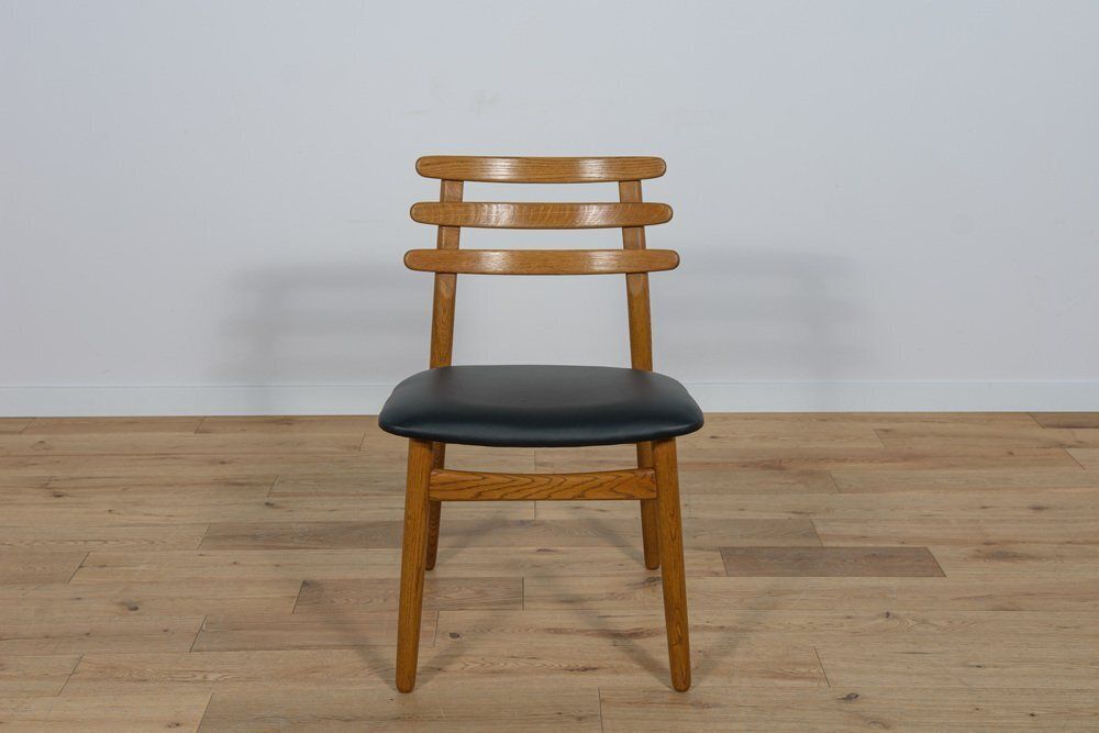photo furniture Mid Century Oak Dining Chairs By Poul Volther For Fdb Mobler, Denmark, 1960s, Set Of 6