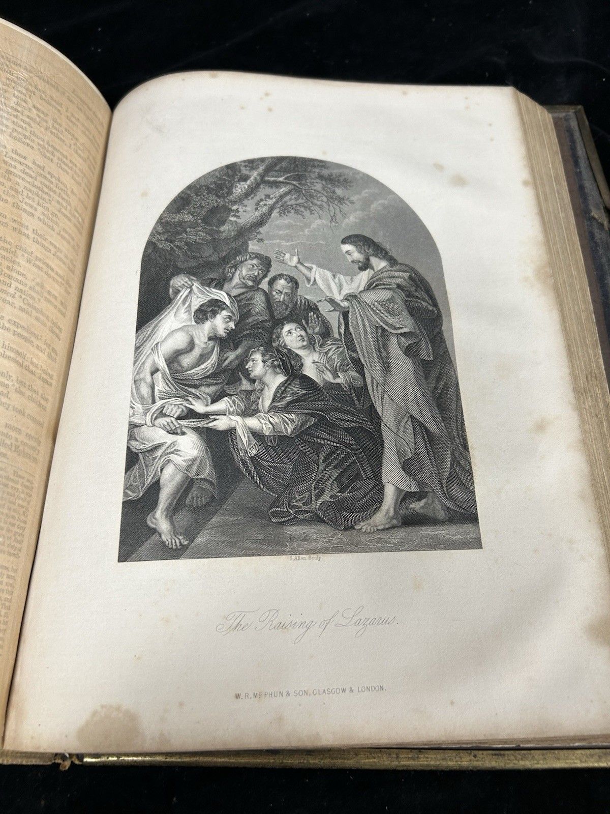 photo vintage National Illustrated Family Bible Rev John Eadie Scott And Henry W R Mphun & Son