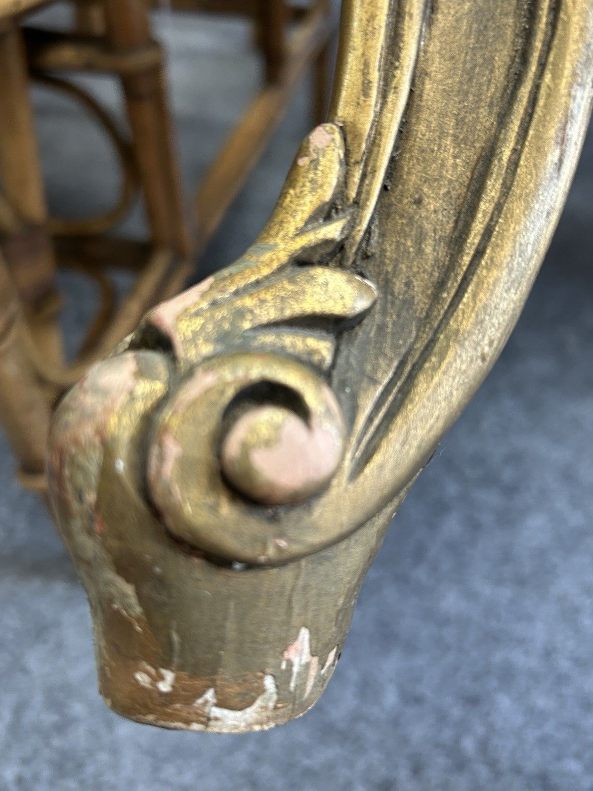 photo vinterior Antique Gilt French Armchair Ornate Carved & Gessoed Frame