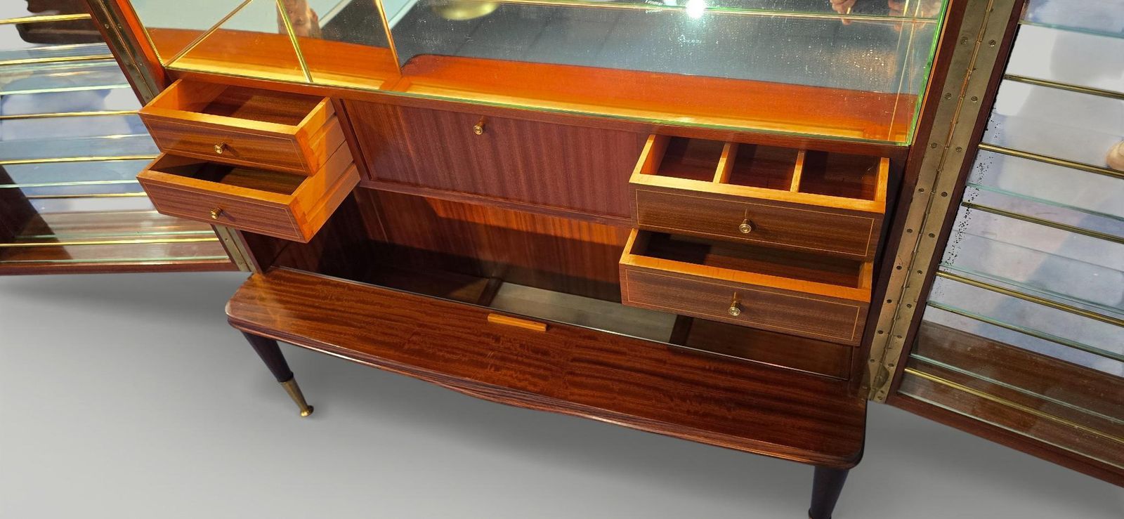 Furniture Italian Mid Century Sideboard Or Cabinet Bar Attributed To Paolo Buffa, 1950s photo