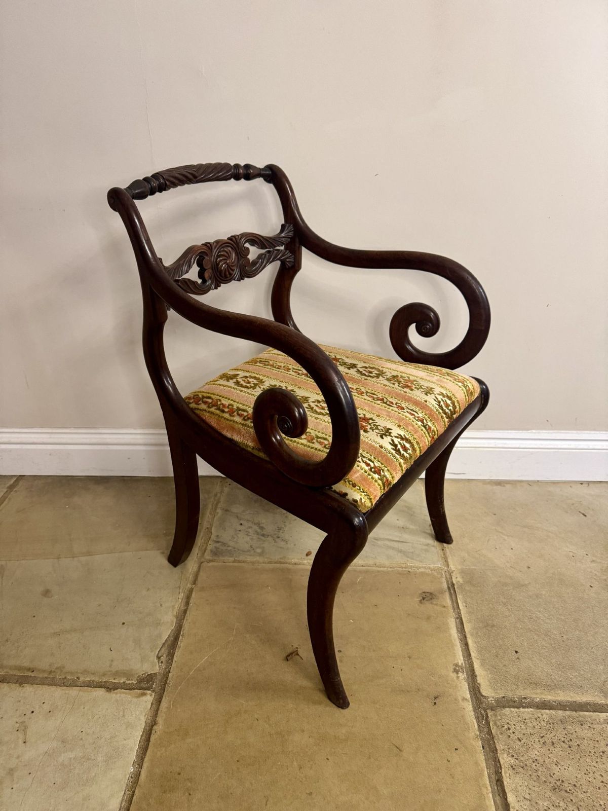 photo furniture Superb Quality Antique Regency Set Of Six Dining Chairs
