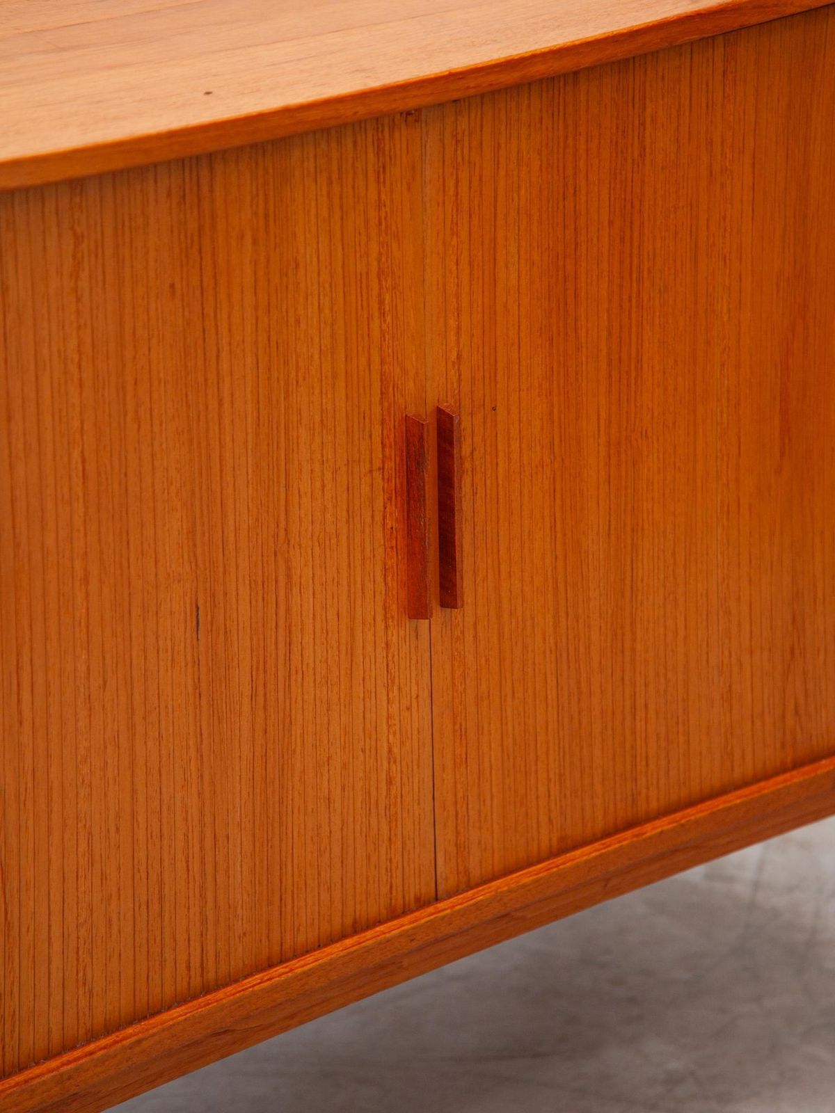 Kai Kristiansen Small Sideboard With Tambour Doors, Made In Denmark photo vinterior